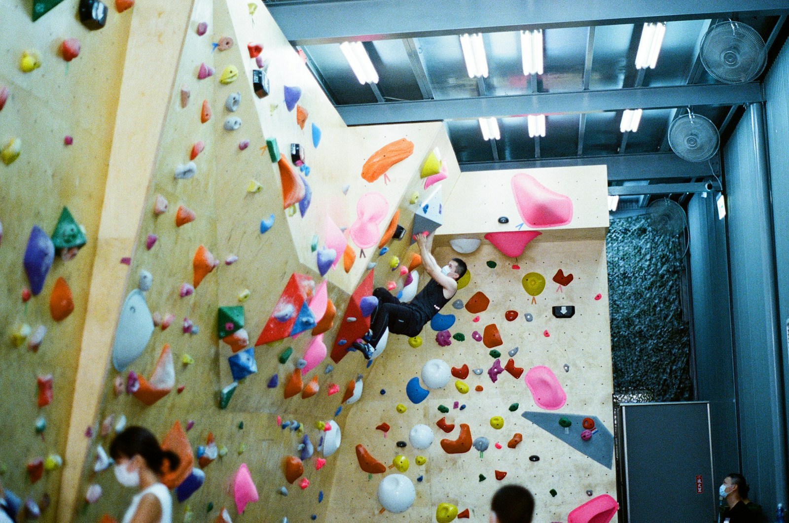 Bouldering Amsterdam beginner guide