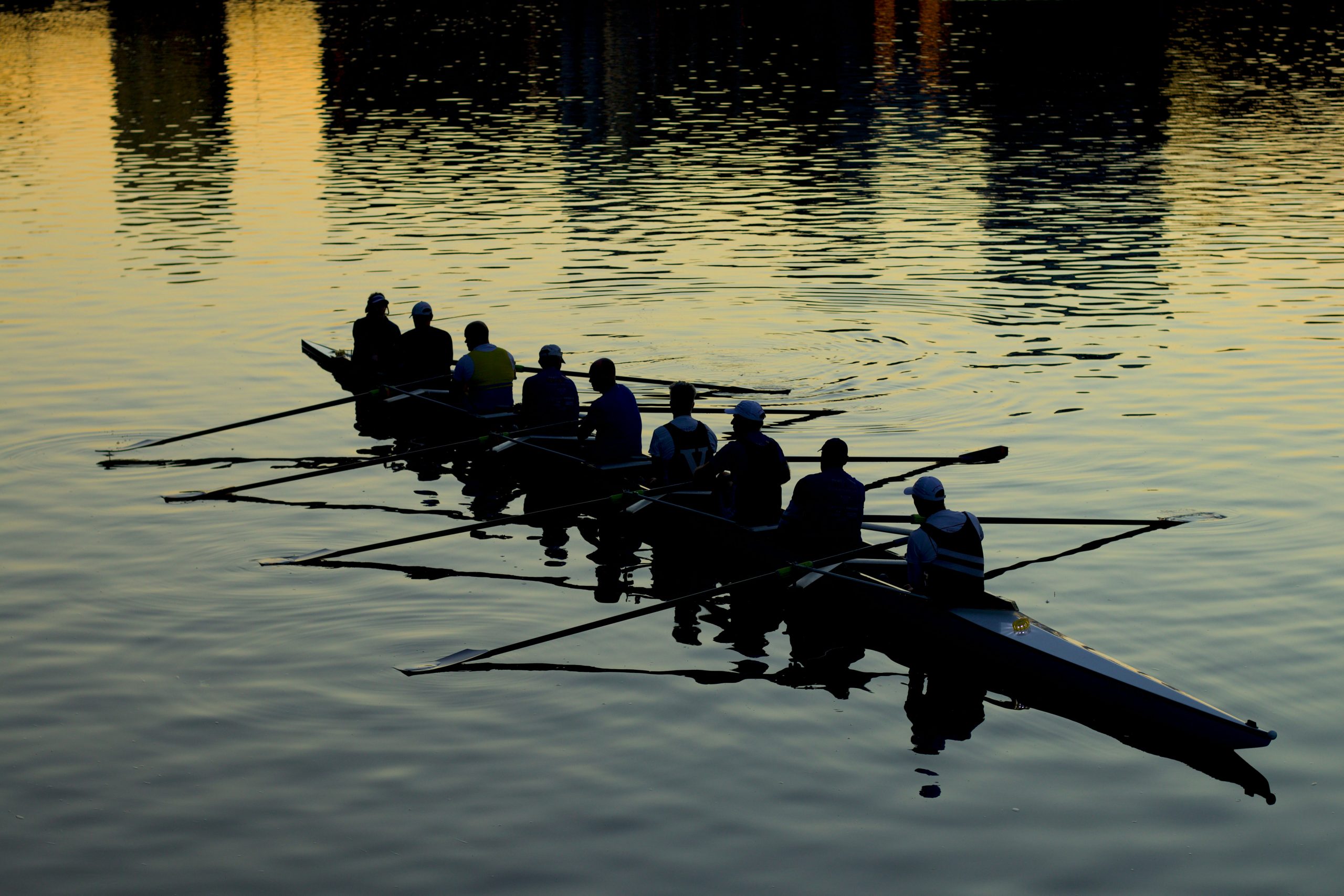 Rowing in Amsterdam: beginner-friendly clubs, etiquette, and finding a rowing buddy