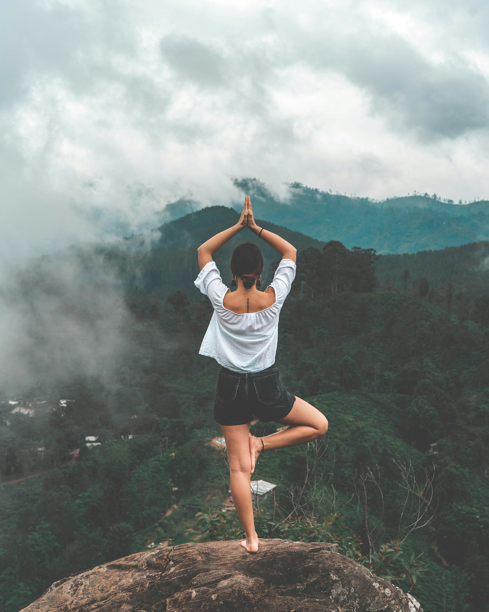 Meditation groups in Amsterdam: calm community, beginner etiquette, and not overthinking your breathing
