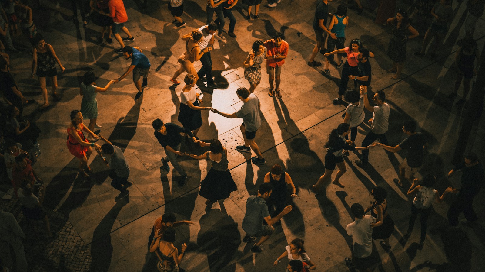 Dance Classes in Amsterdam: beginner-friendly ways to show up, meet people, and come back